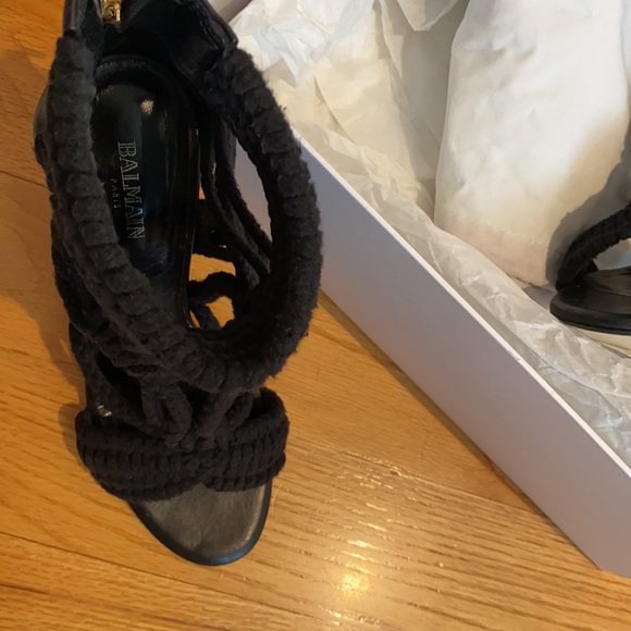 Balmain Sandals “khloe kardashian sandals” - Picture 2 of 5